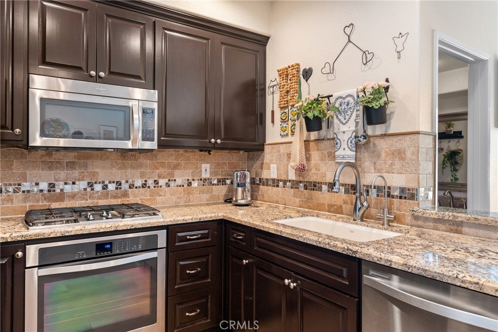 8567 E Tioga