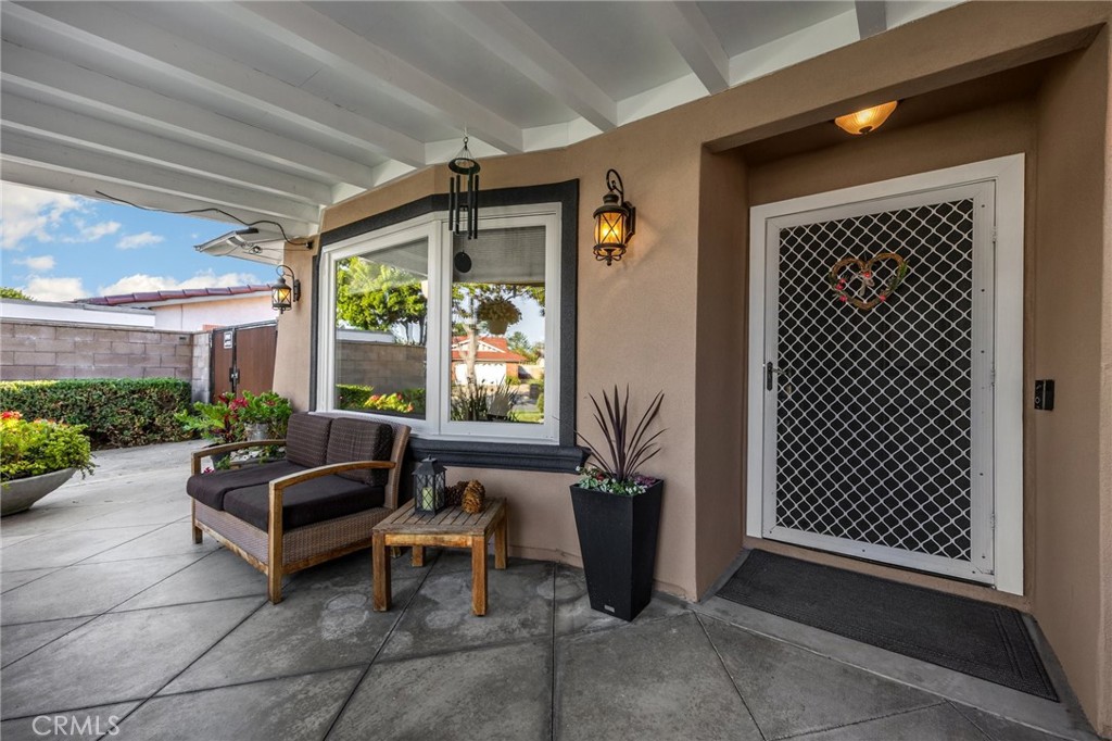 1243 Verona Place