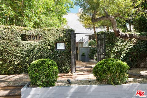 Photo of 8911 Cynthia Street #9, West Hollywood, CA 90069 (MLS # 26853659)