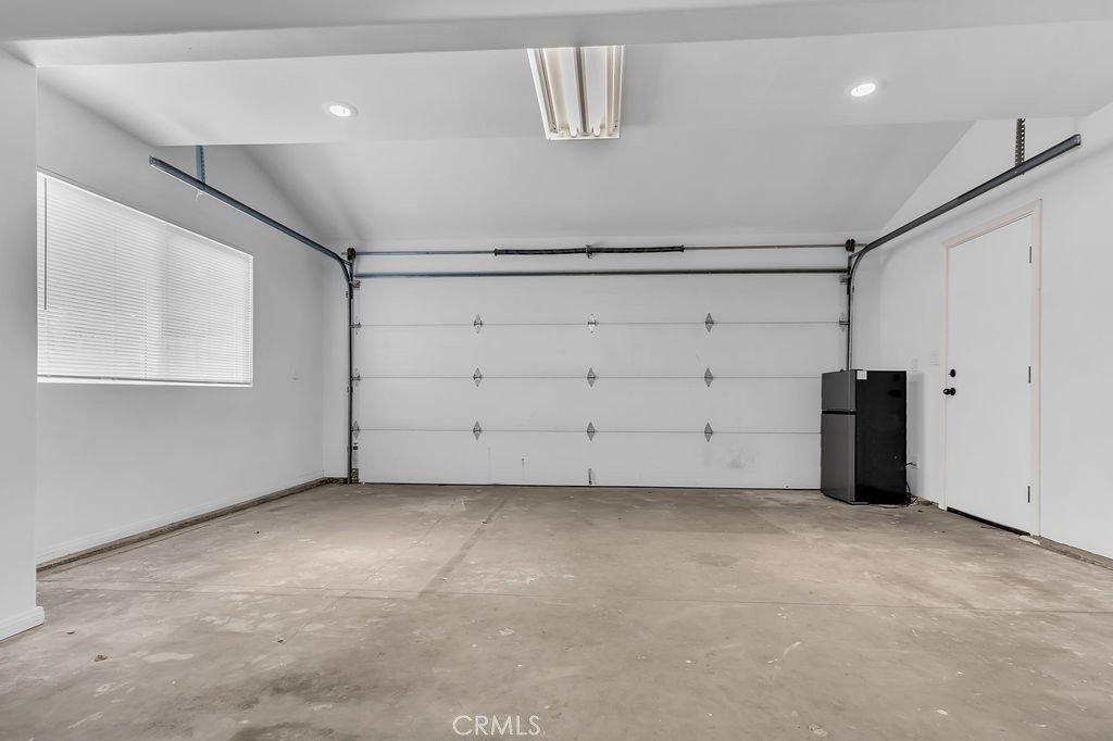 1121 E Opp Street