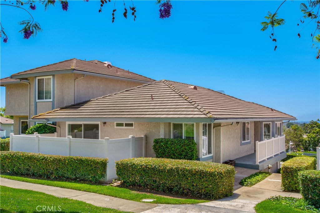 2377 Sommerset Dr