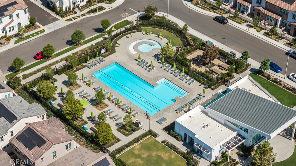 Monroe at Bedford - Residential