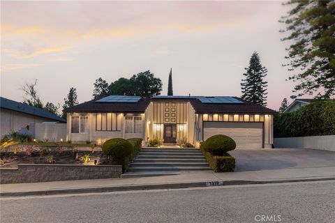 Photo of 1319 Via Esperanza, San Dimas, CA 91773 (MLS # CV25115909)