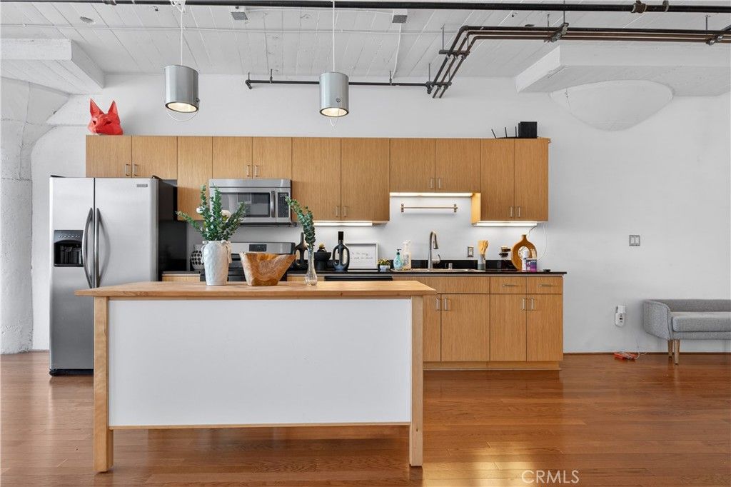 Photo of 200 N San Fernando Rd #315, Los Angeles, CA 90031 (MLS # PW26019542)