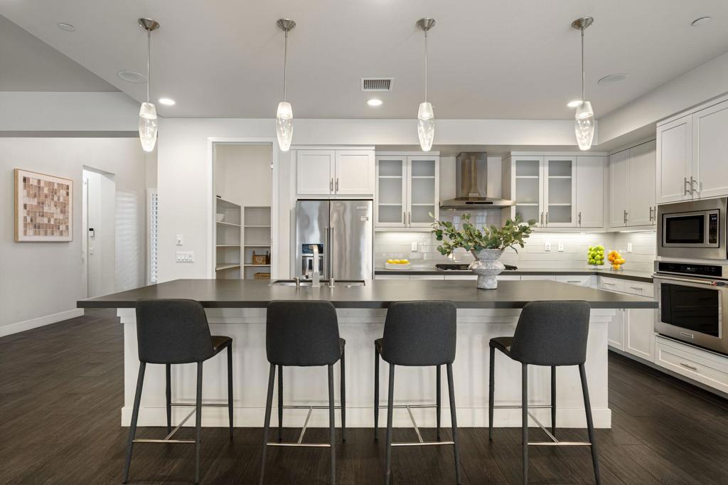 Genesis - Residential Lease