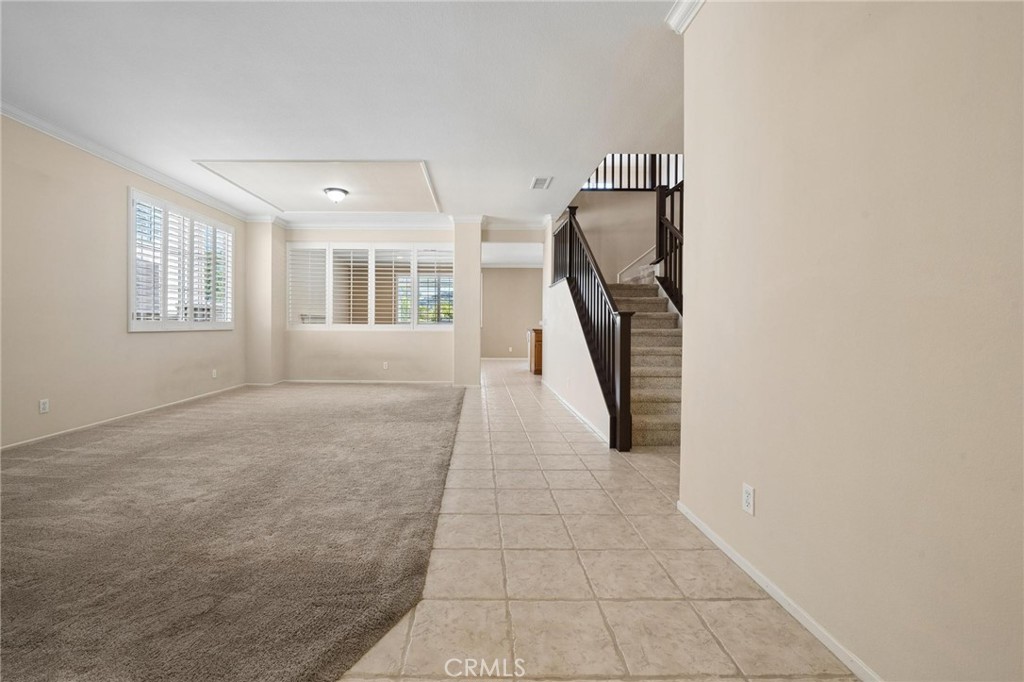 25716 Hood Way