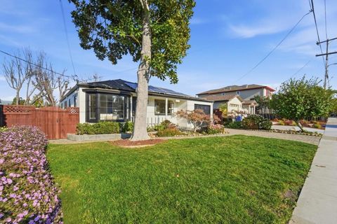 Photo of 41392 Beatrice Street, Fremont, CA 94539 (MLS # ML82044338)