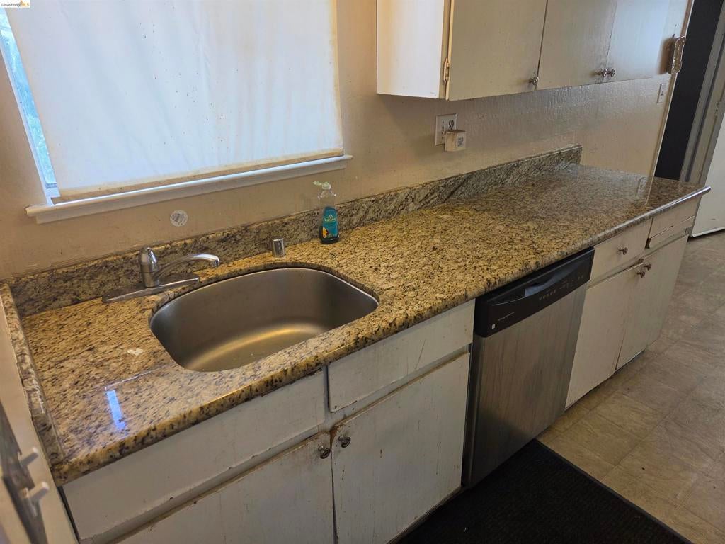3128 G St.