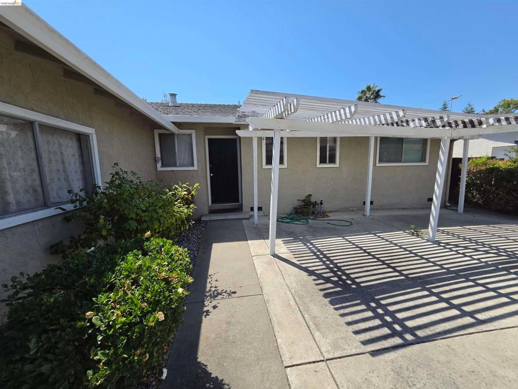 3128 G St.