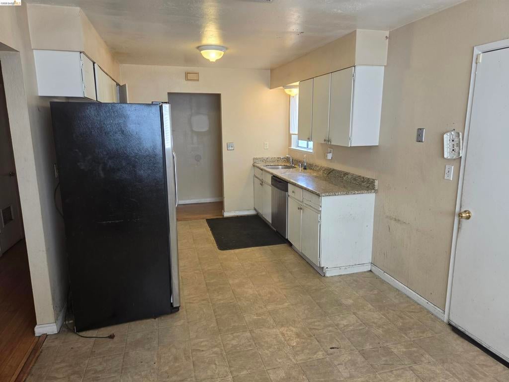 3128 G St.