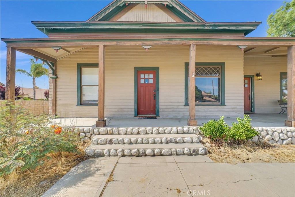 1131 E Evans Street
