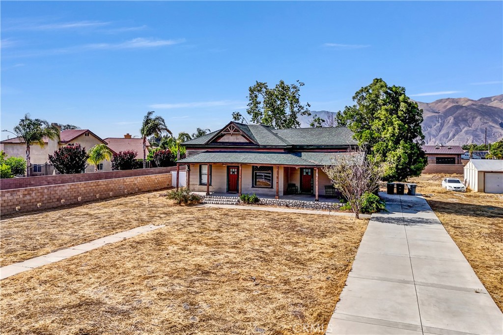 1131 E Evans Street