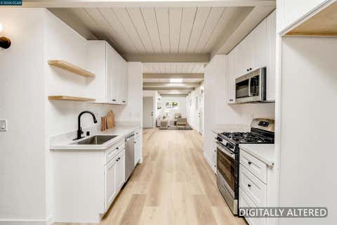 Photo of 2415 Maine Ave AVE, Richmond, CA 94804 (MLS # 41144488)