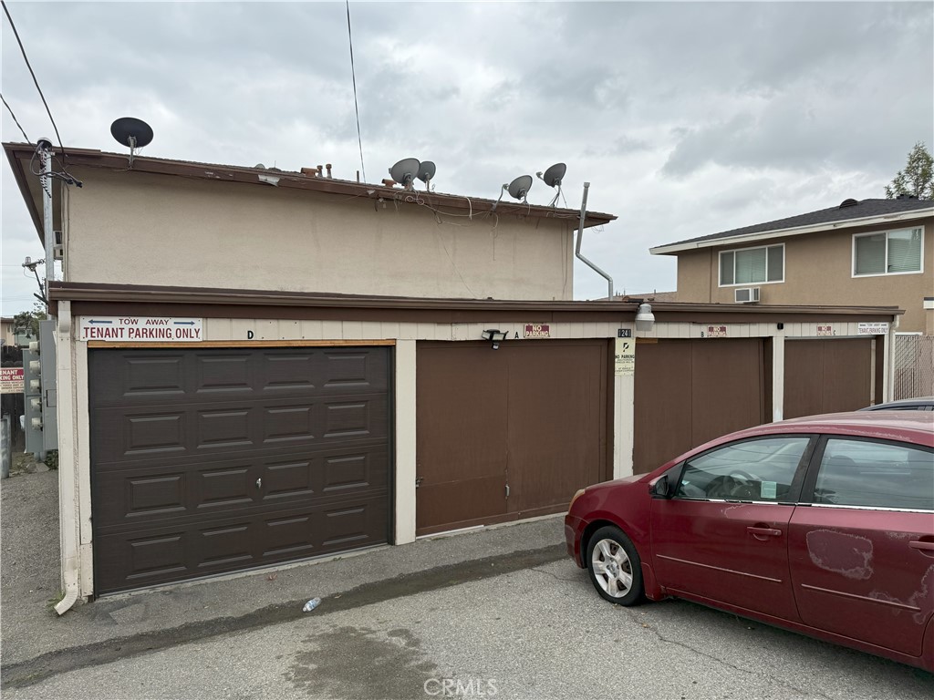 1241 Woodbury Court