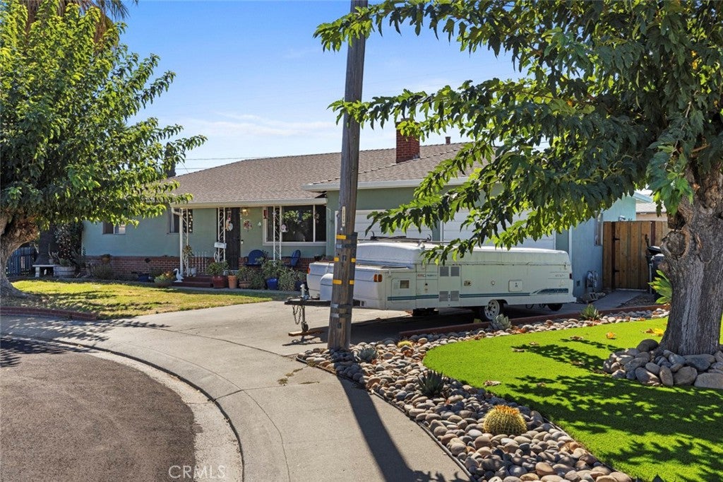 800 Frank Court