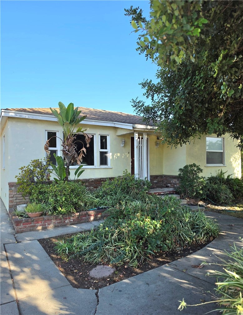 7649 Elm Street