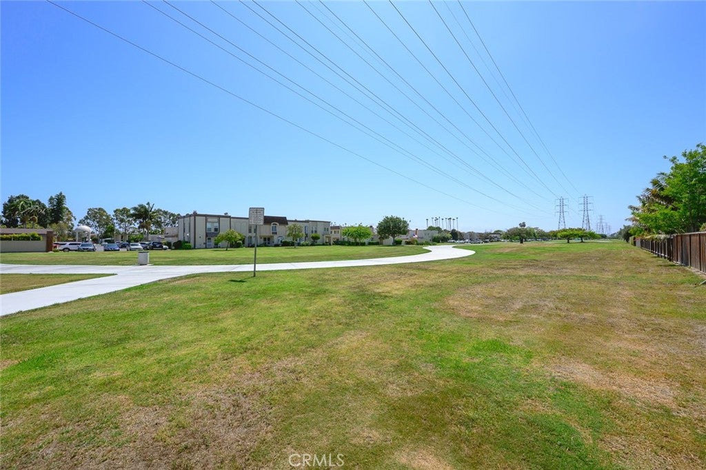 9952 Effingham, Huntington Beach CA 92646 - Photo 36