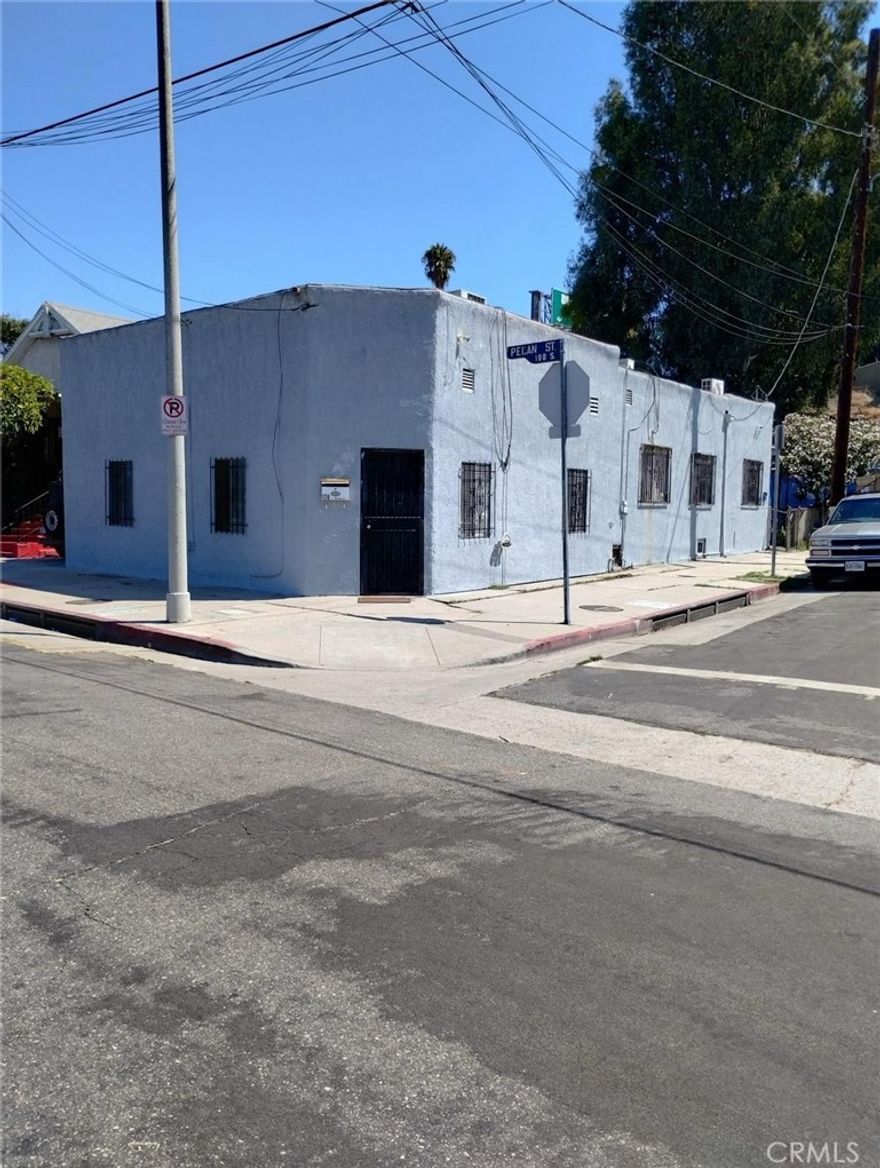 Fantastic income property in the heart of Los Angeles. 1701 E 3rd Street is a well-maintained duplex featuring two 1-bedroom, 1-bath units, each offering comfortable and functional living spaces. Both units have been freshly painted and include tile and vinyl plank flooring, ceiling fans, and plenty of natural light throughout. Located next to Pecan Park, this property offers a convenient location with quick access to major freeways, shopping, dining, and public transportation. Perfect opportunity for investors or owner-occupants—live in one unit and rent out the other for additional income. Each unit has its own entrance and private layout, with low-maintenance finishes ideal for long-term rental income. The property provides excellent potential for steady cash flow and appreciation in a rapidly growing area of Los Angeles. Don’t miss this great opportunity to own an income-producing duplex with charm, convenience, and upside potential.