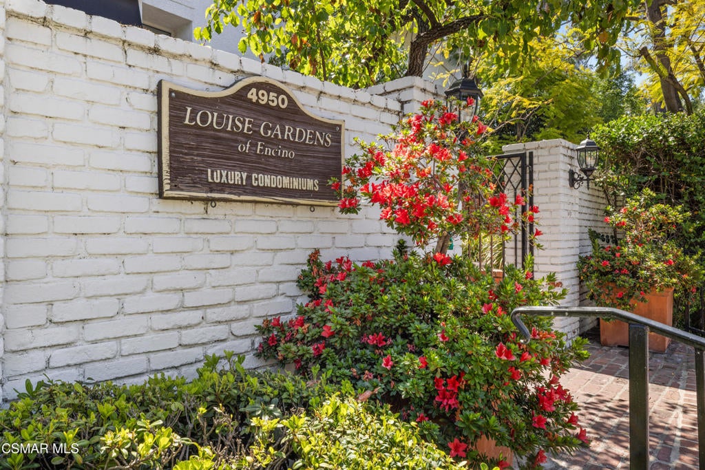 4950 Louise Avenue 301