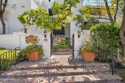Photo of 4950 Louise Avenue #301, Encino, CA 91316 (MLS # 226002116)