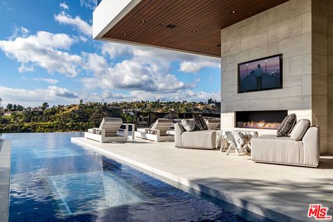 Photo of 1475 Bel Air Road, Los Angeles, CA 90077 (MLS # 26669607)