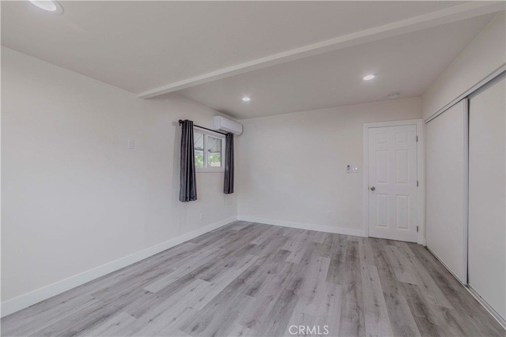 listing image 130727662682808477266