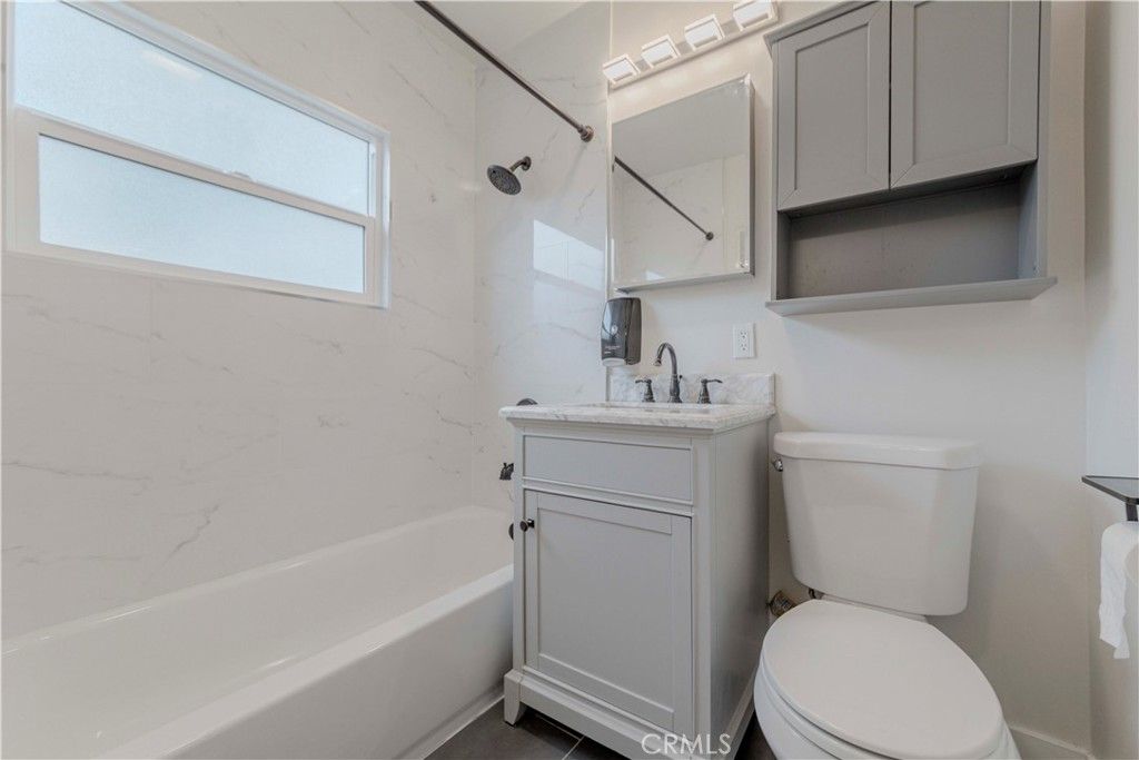 listing image 130728999200130126862