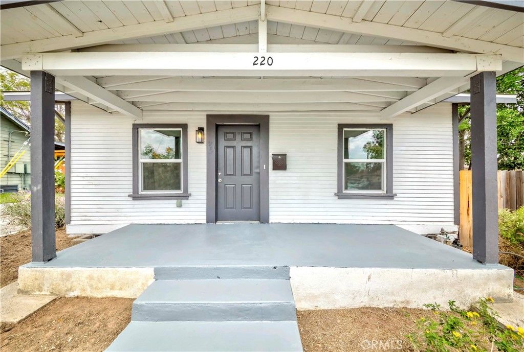 listing image 130727763054841817035