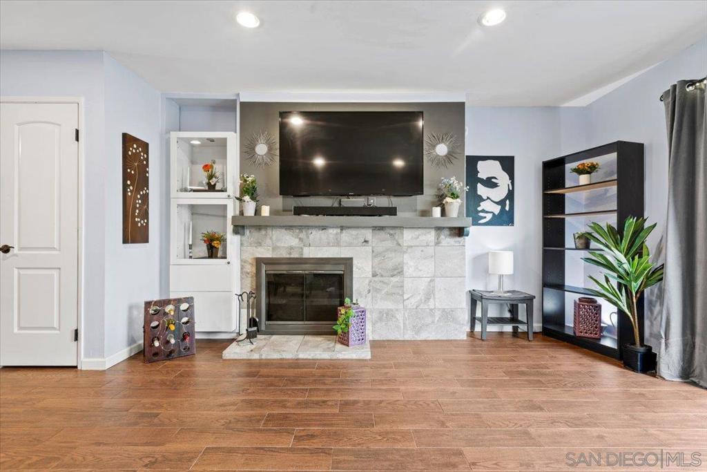 6821 Alvarado Road 2