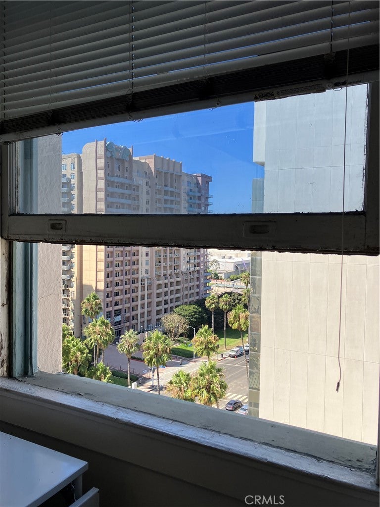455 E Ocean Boulevard