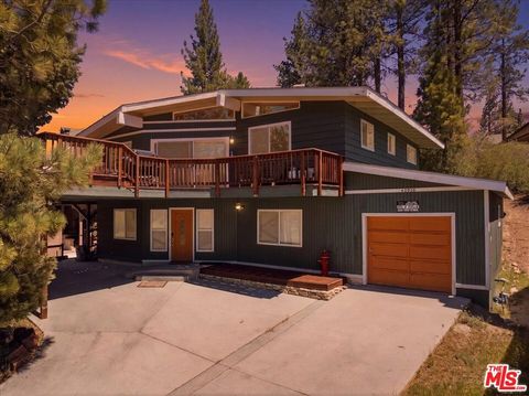 Photo of 42958 Moonridge Road, Big Bear, CA 92315 (MLS # 26832847)