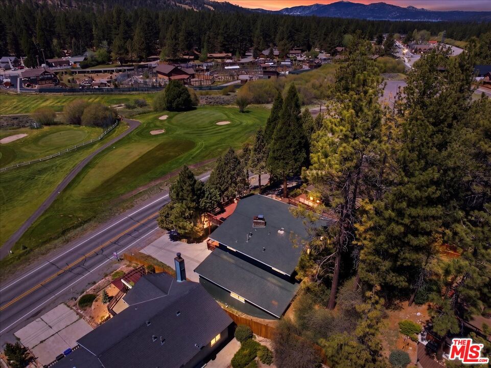 42958 Moonridge Road