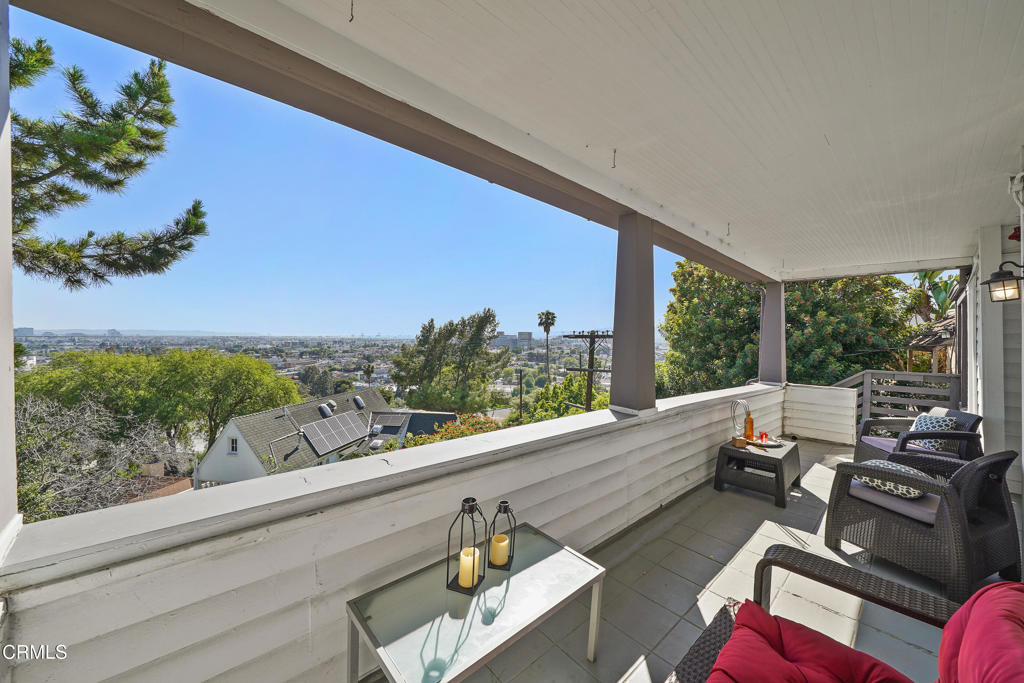 Properties 2 3961 Cumberland Avenue
