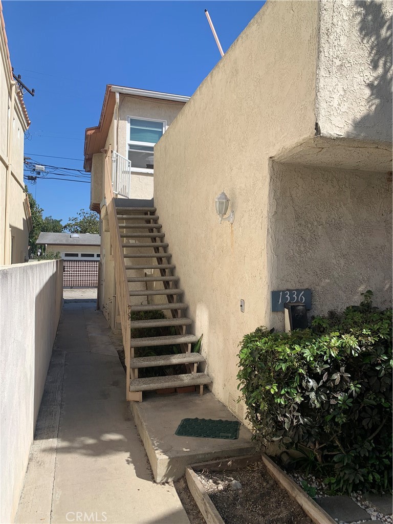 1334 Engracia Avenue
