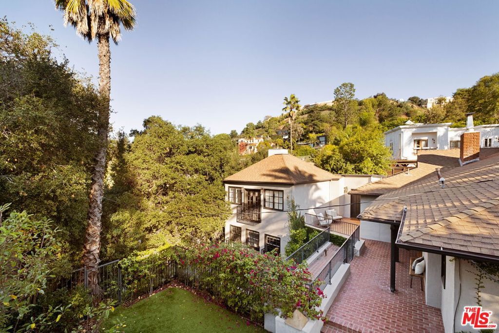 Photo of 2770 La Castana Drive, Los Angeles, CA 90046 (MLS # 26636841)