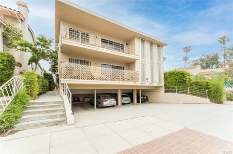 Photo of 943 19th Street, Santa Monica, CA 90403 (MLS # SR25091940)