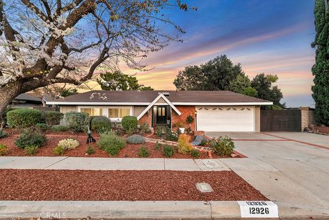 12926 Barto Granada Hills CA 91344