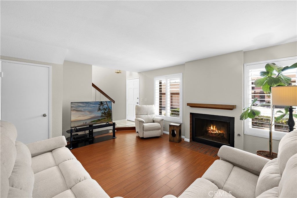 17614 Windward Terrace