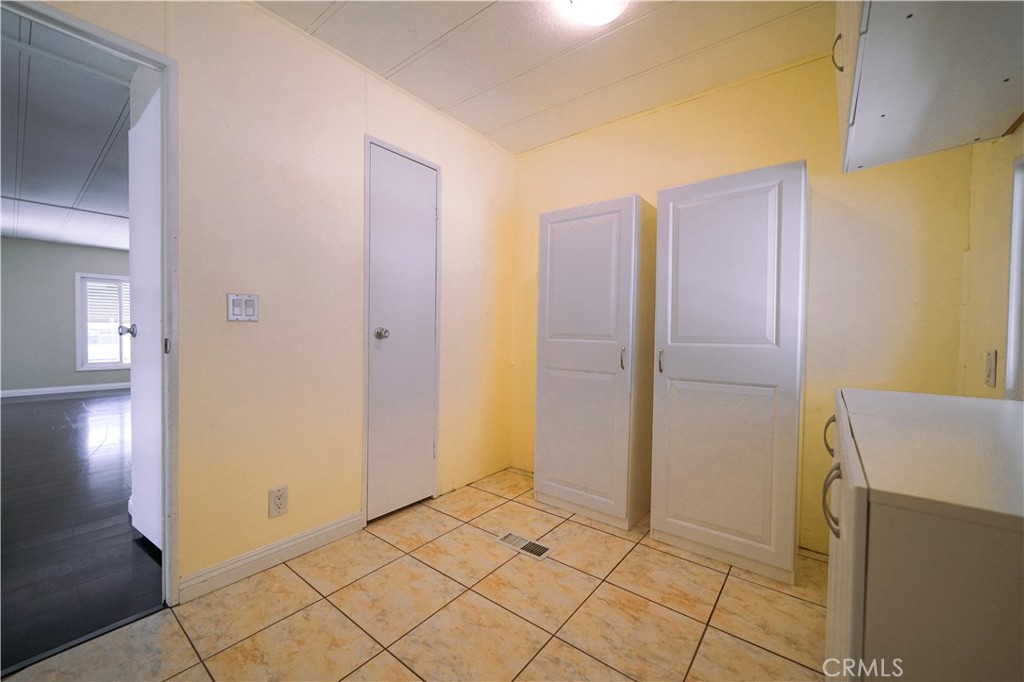 Anaheim Shores (ANSH) - Manufactured In Park