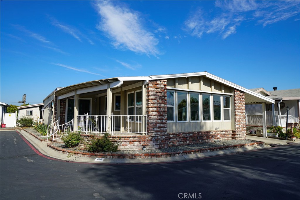 Anaheim Shores (ANSH) - Manufactured In Park