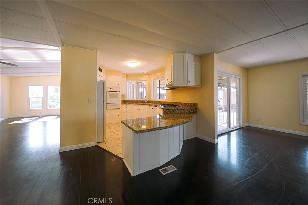 Anaheim Shores (ANSH) - Manufactured In Park