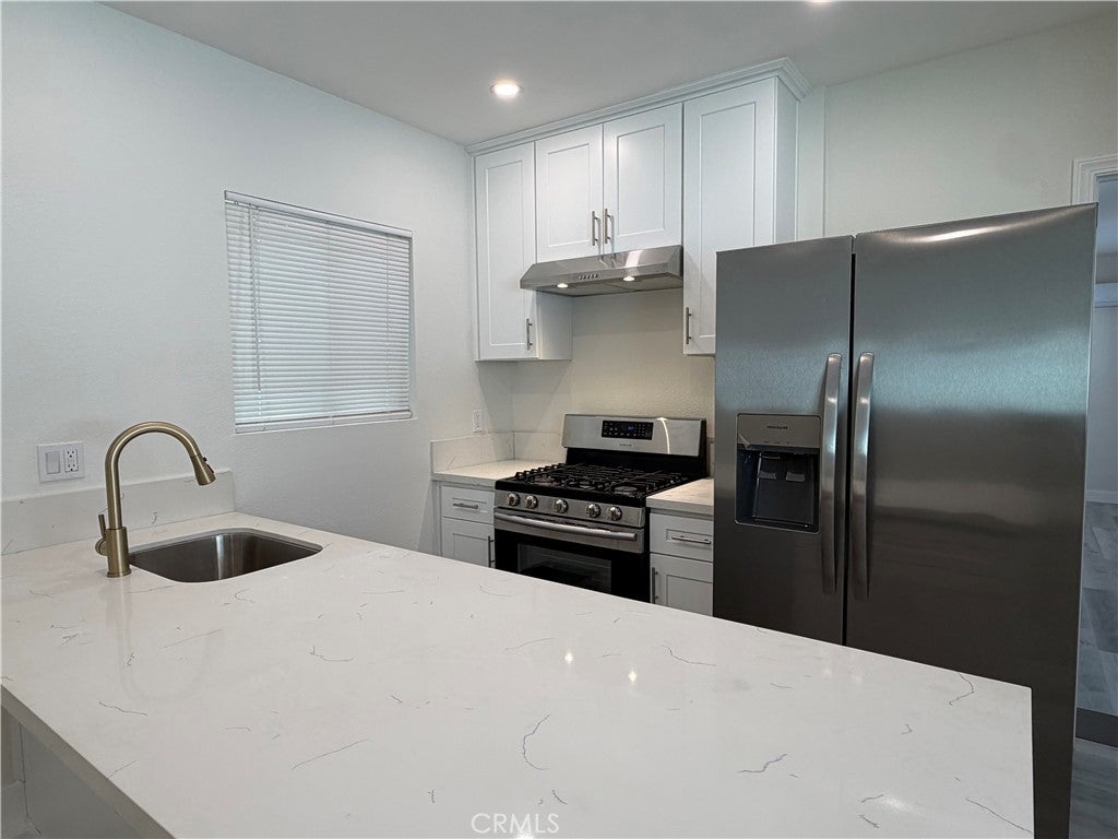 204 1/2 E I Street