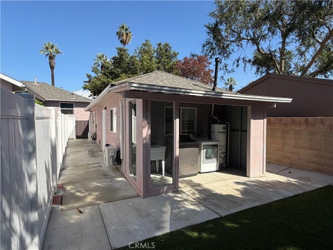Photo of 204 1/2 E I Street, Ontario, CA 91764 (MLS # AR26225146)