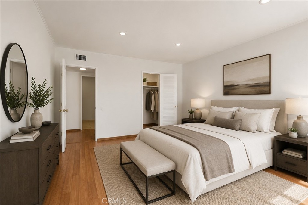 5301 Balboa K4