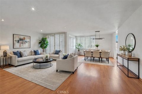 Photo of 5301 Balboa BLVD #K4, Encino, CA 91316 (MLS # SR26107937)