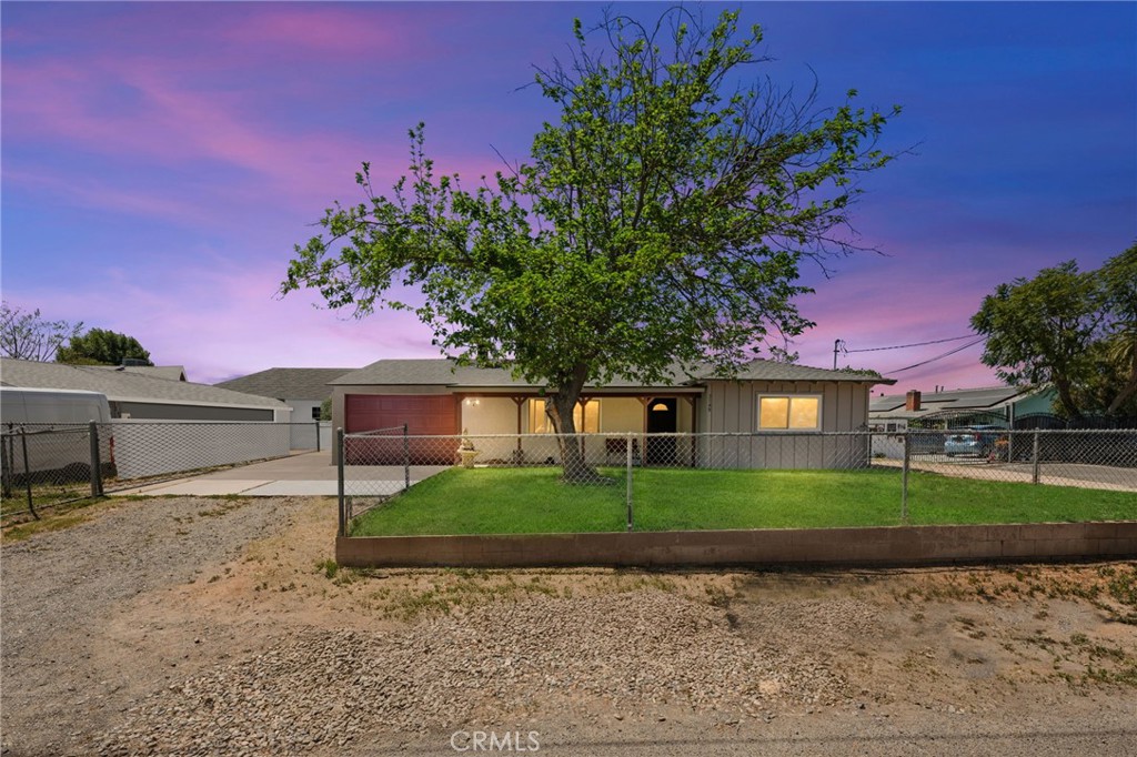 Listing image 1