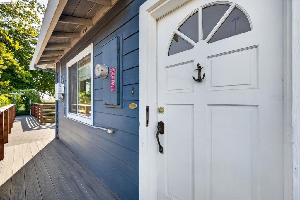 Photo of 5014 Sandmound Blvd Blvd, Oakley, CA 94561 (MLS # 41131562)