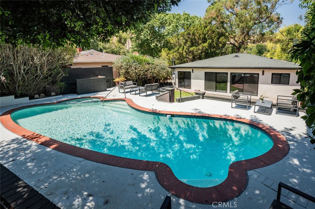 Properties 3 22218 San Miguel Street