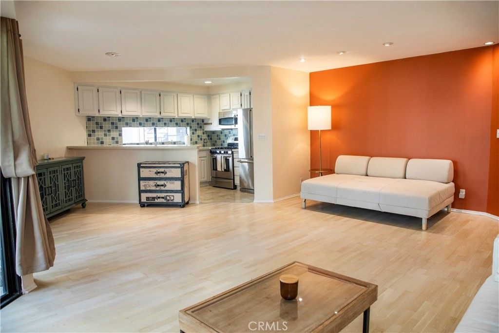 Photo of 950 N Kings Rd #245, West Hollywood, CA 90069 (MLS # SR26031629)