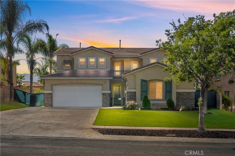 Photo of 2420 S Vicentia Avenue, Corona, CA 92882 (MLS # IG26193839)